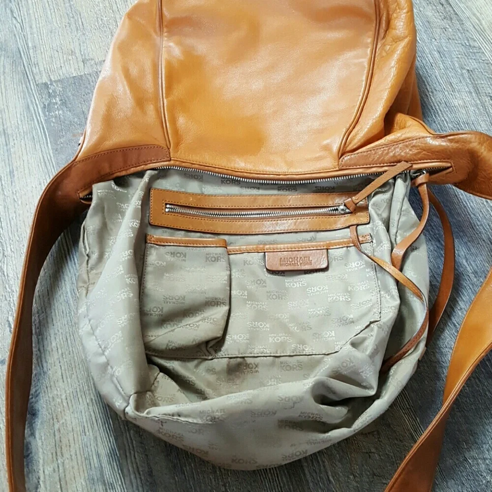 Michael Kors used lining